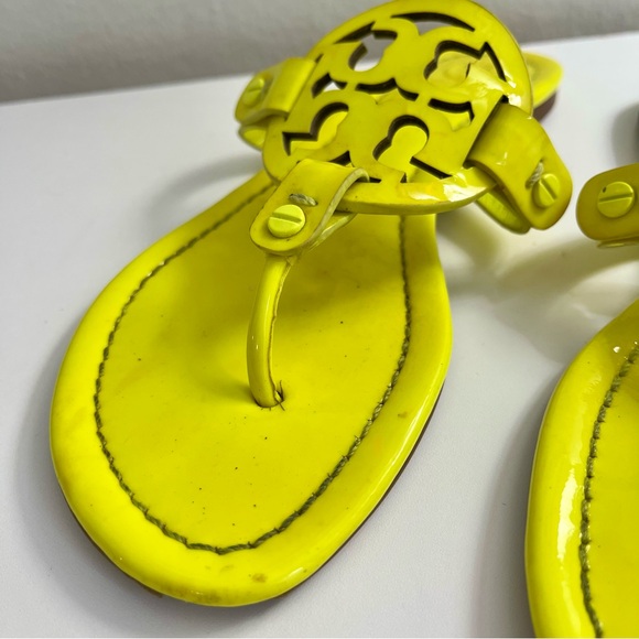 Tory Burch Neon Yellow Miller Patent Leather Sandals Size 6.5 - Picture 4 of 8